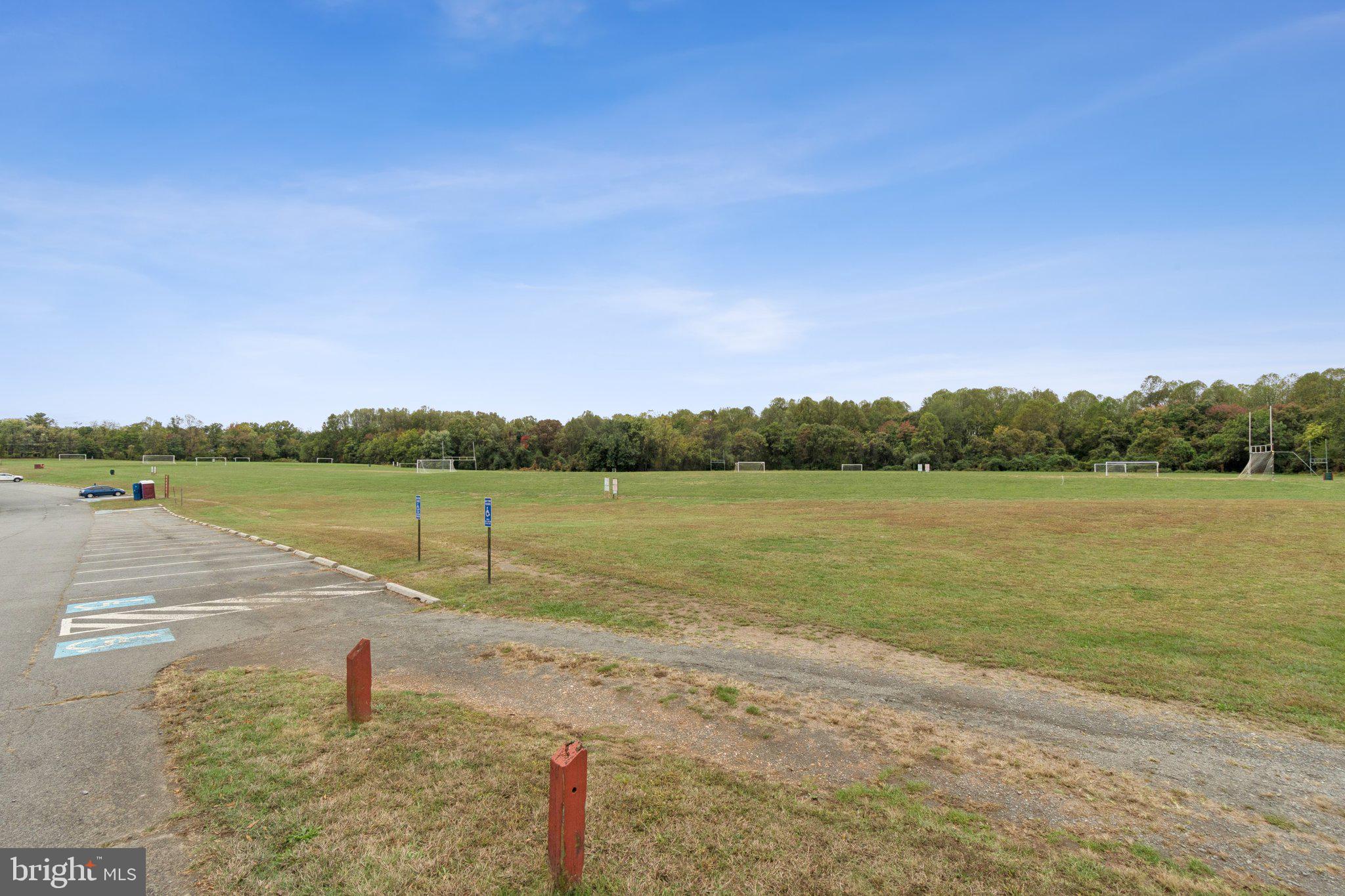 1641 Bandit Loop Reston, VA 20190 - Photo 43 of 48