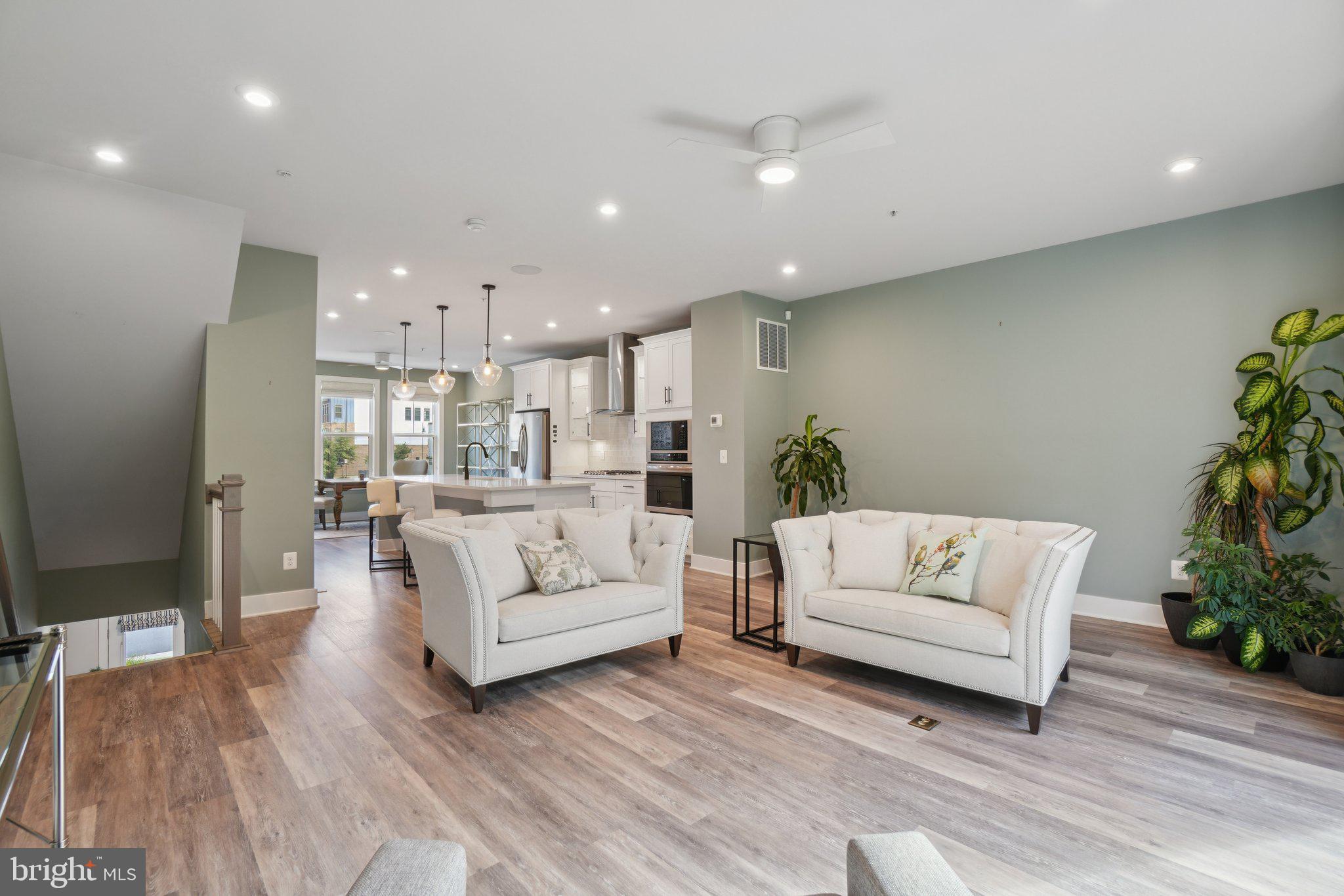 1641 Bandit Loop Reston, VA 20190 - Photo 10 of 48