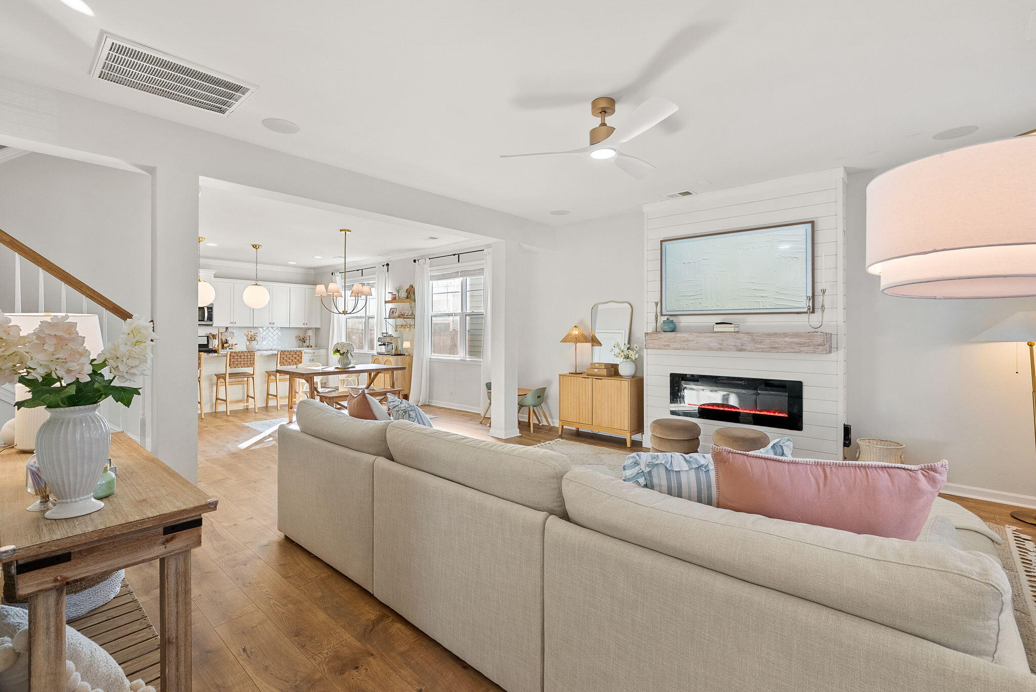 129 Yorkshire Drive Moncks Corner, SC 29461 - Photo 9 of 35 7-web-or-mls-Barclay Media Co 00-12