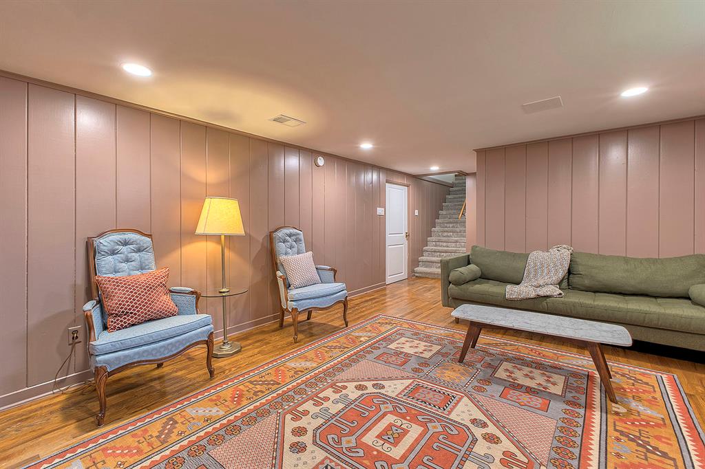 298 Hawthorne Road Pittsburgh, PA 15209 - Photo 21 of 35 Gallery Image 21