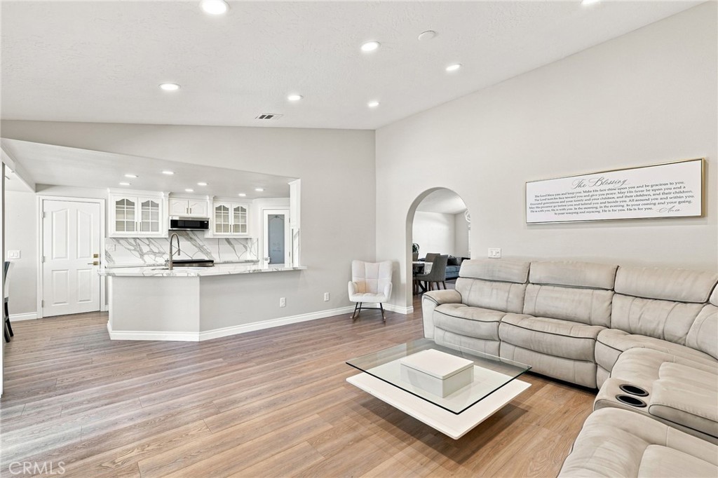 10245 Joshua Road Oak Hills, CA 92344 - Photo 33 of 66 Gallery Image 33