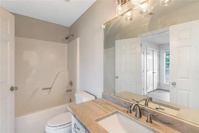 $3,690 | Undisclosed Address, Mandeville, LA 70471