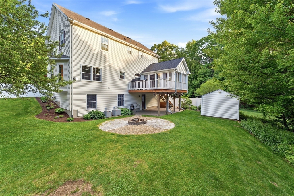 19 Old Farm Road Douglas, MA 01516 - Photo 34 of 42