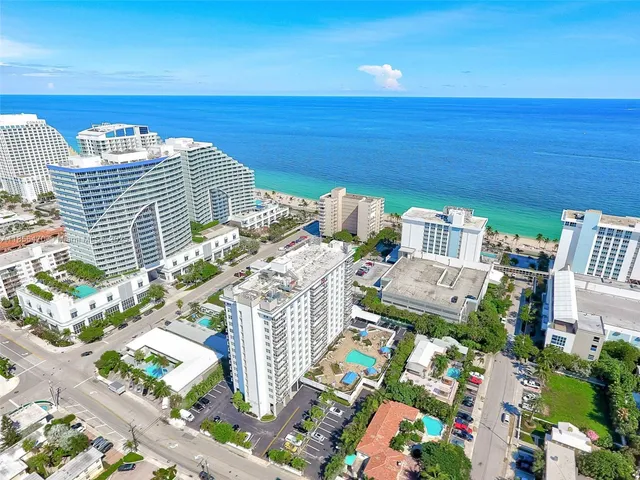 $3,100 | 336 North Birch Road, Unit 16B, Fort Lauderdale, FL 33304