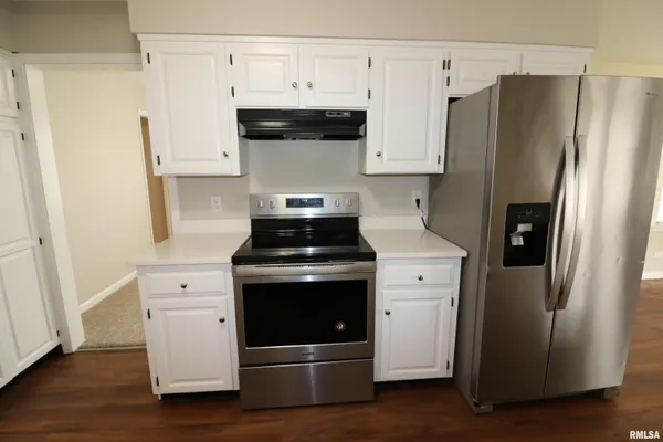 $159,000 | 301 East Melbourne Avenue, Peoria, IL 61603
