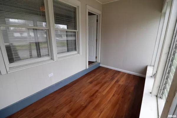 $159,000 | 301 East Melbourne Avenue, Peoria, IL 61603