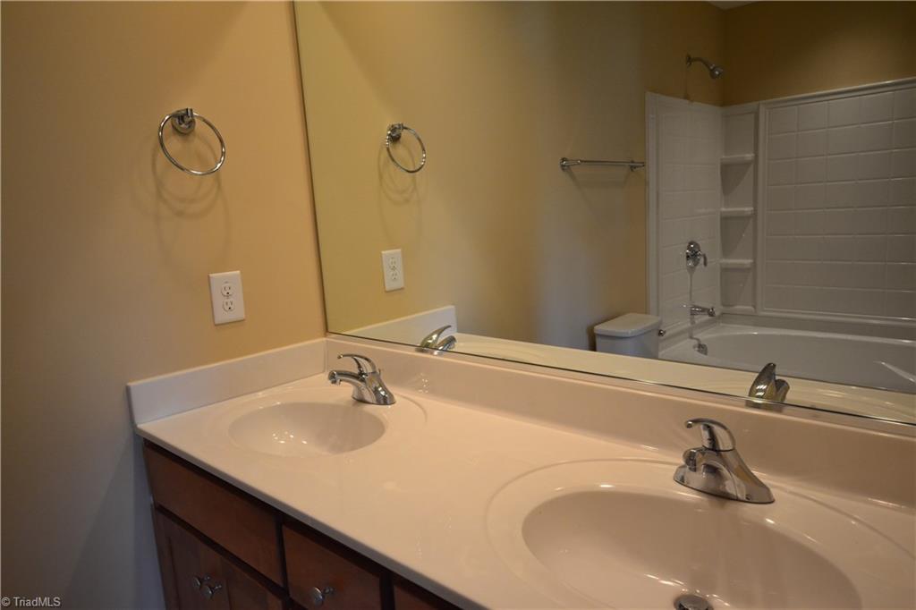 641 Nikyle Circle High Point, NC 27265 - Photo 12 of 20 Gallery Image 12