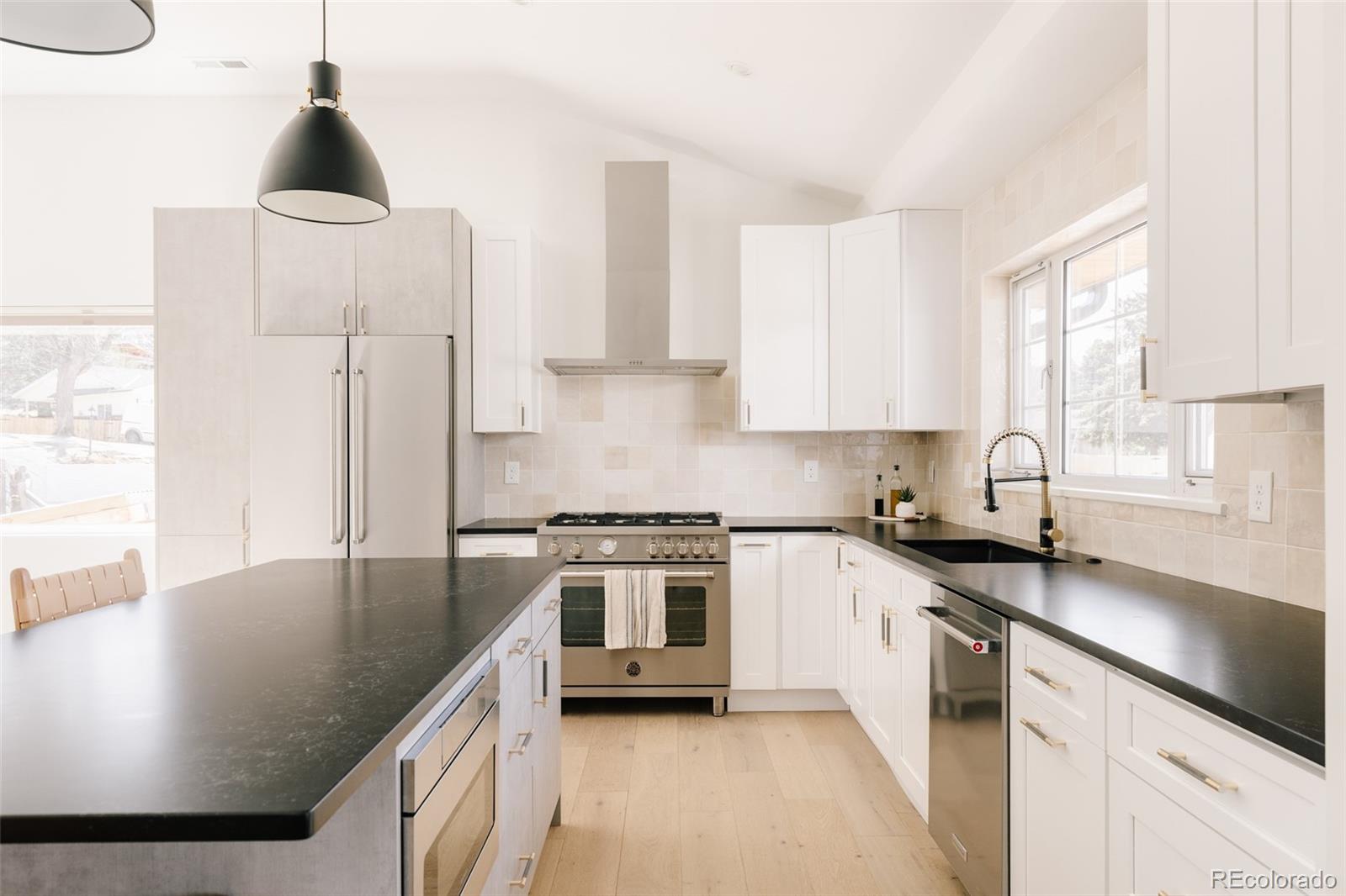 14220 Berry Road Golden, CO 80401 - Photo 11 of 50