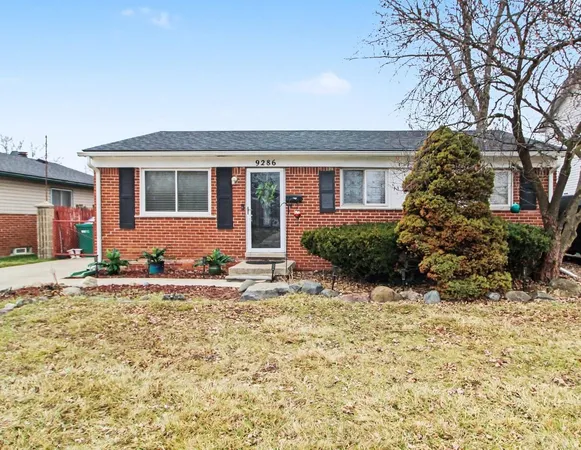 $189,000 | 9286 Chamberlain Street, Romulus, MI 48174