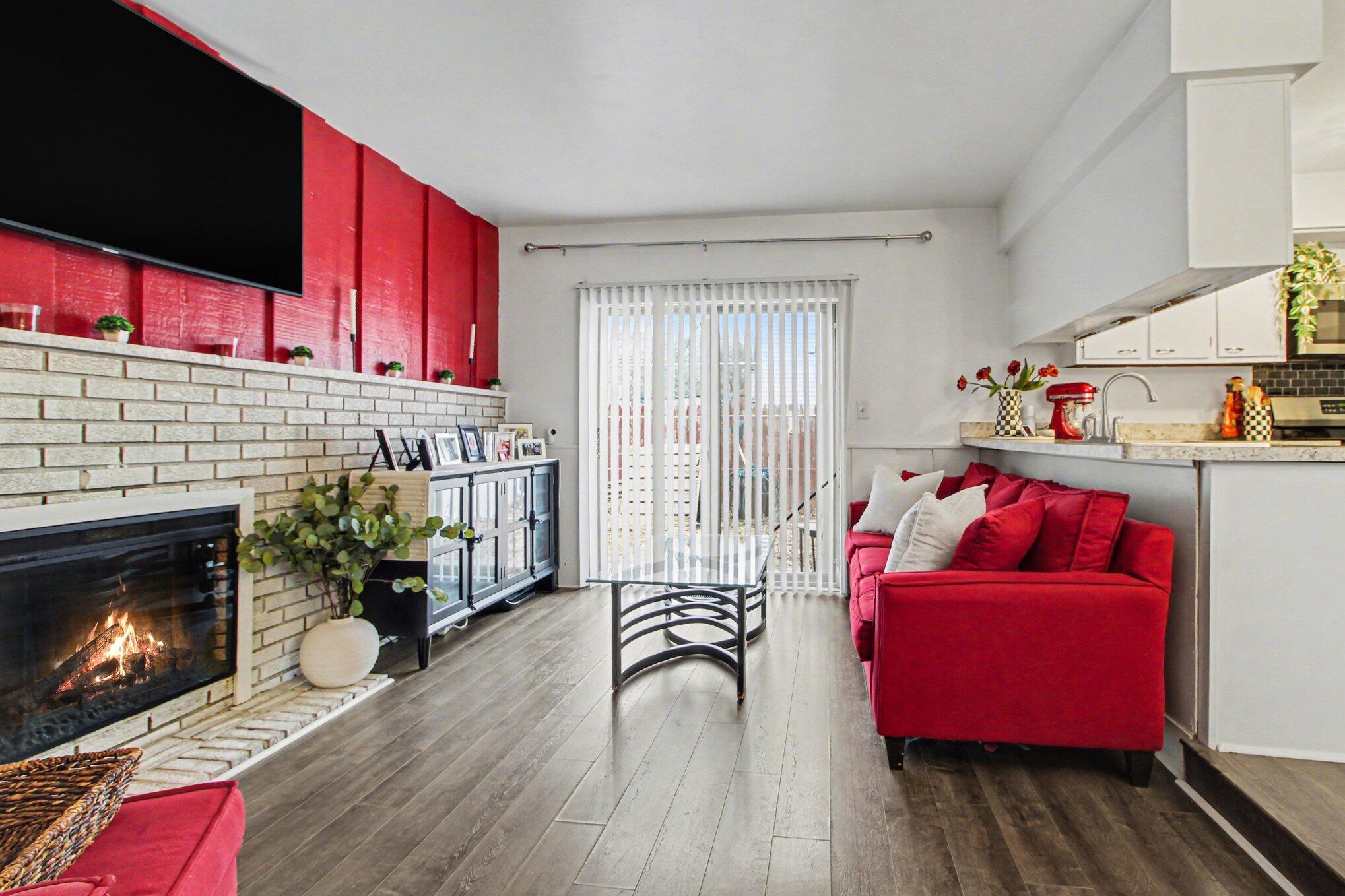 9286 Chamberlain Street Romulus, MI 48174 - Photo 5 of 13 004_file_6278