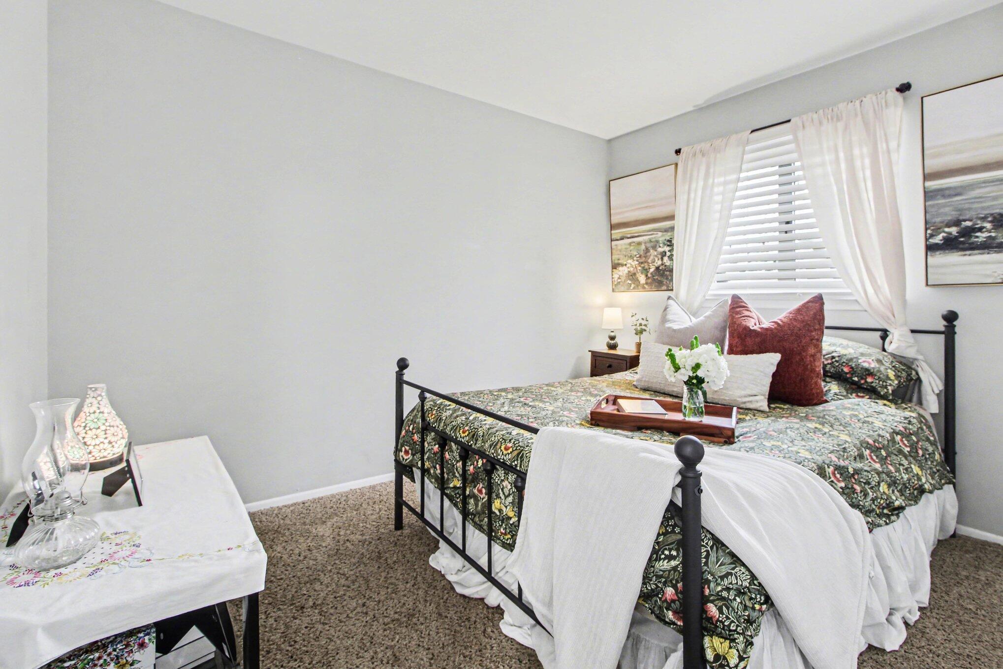 9286 Chamberlain Street Romulus, MI 48174 - Photo 10 of 13 010_file_7210