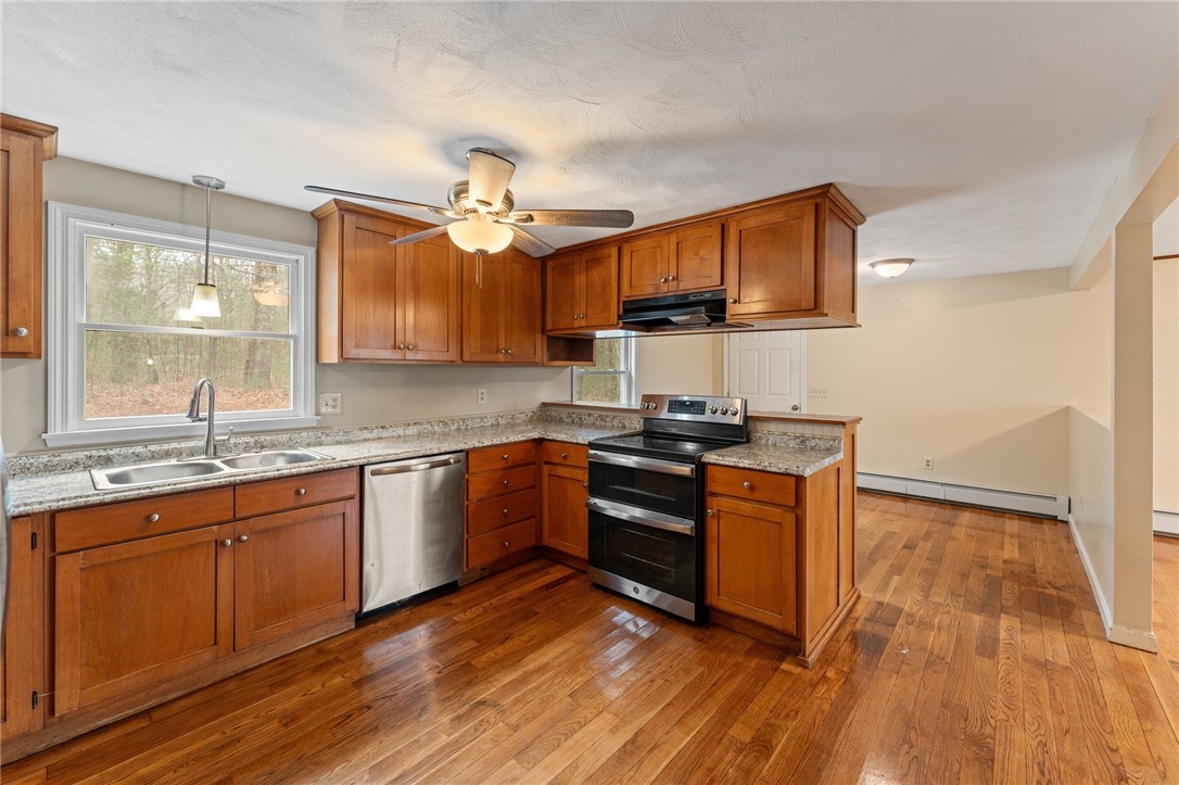 215 Fenner Hill Road Hopkinton, RI 02832 - Photo 11 of 49 Kitchen