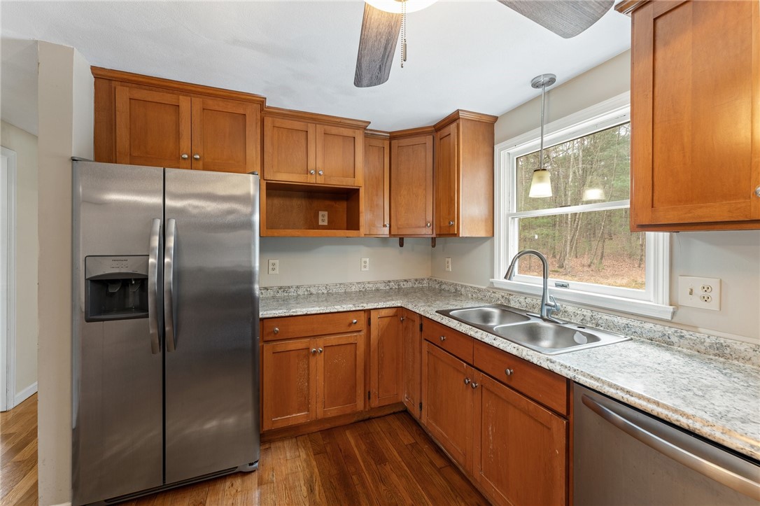 215 Fenner Hill Road Hopkinton, RI 02832 - Photo 13 of 49 Kitchen
