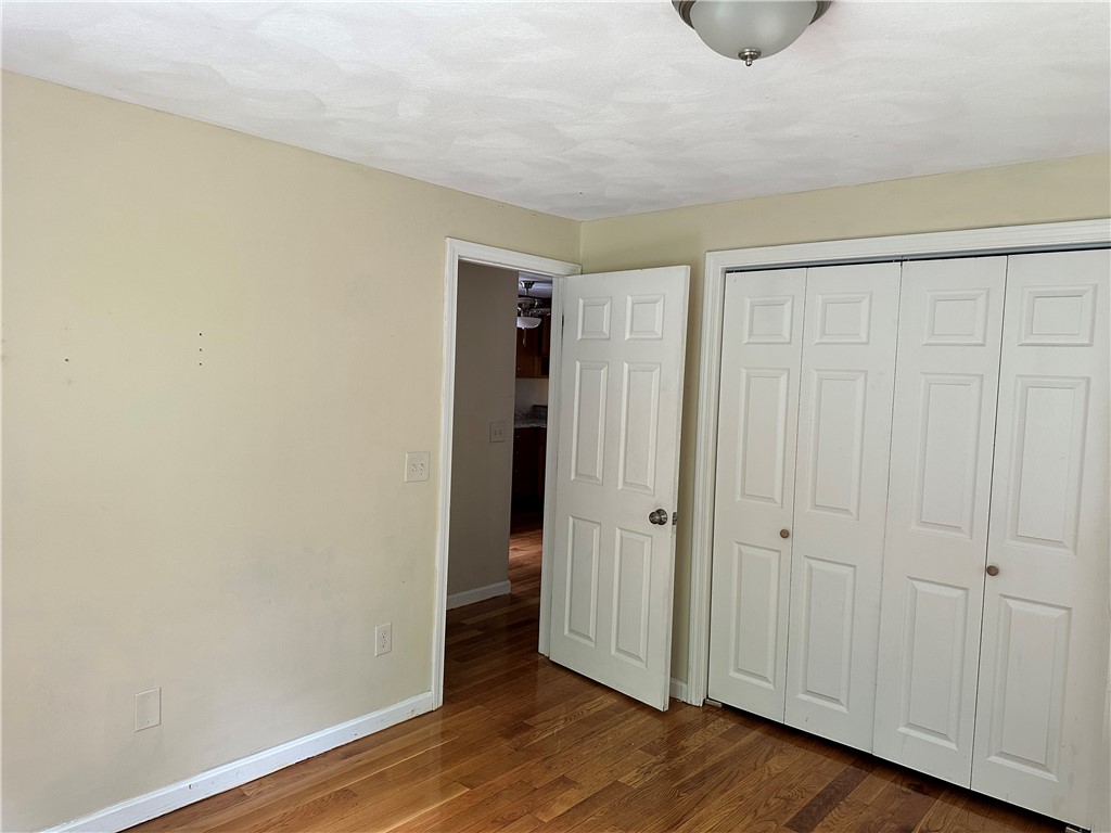 215 Fenner Hill Road Hopkinton, RI 02832 - Photo 18 of 49 1st Floor Bedroom