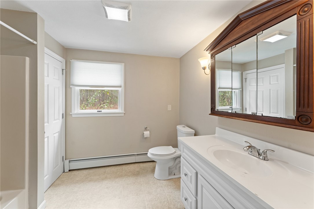 215 Fenner Hill Road Hopkinton, RI 02832 - Photo 21 of 49 First Floor Full Bath