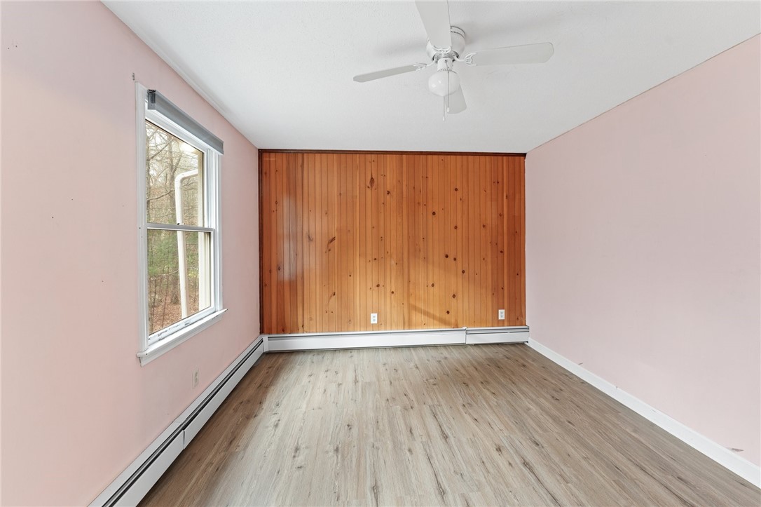 215 Fenner Hill Road Hopkinton, RI 02832 - Photo 34 of 49 Room over the Garage