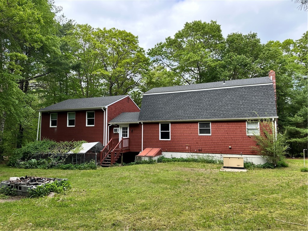 215 Fenner Hill Road Hopkinton, RI 02832 - Photo 7 of 49 Back of the House