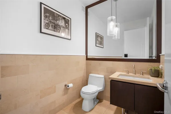 $575,000 | 25 Leroy Place, Unit 212, New Rochelle, NY 10805