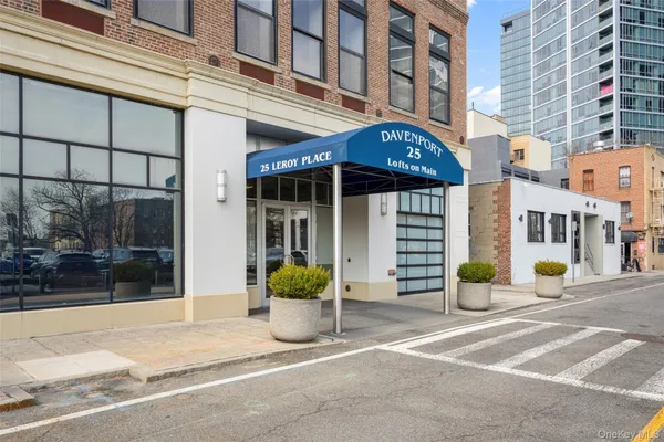$575,000 | 25 Leroy Place, Unit 212, New Rochelle, NY 10805