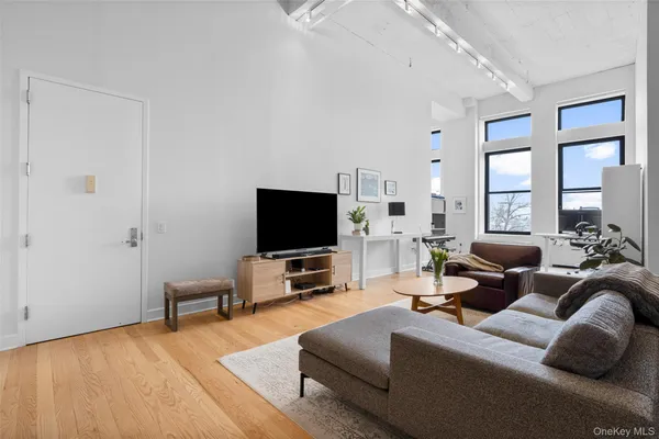 $575,000 | 25 Leroy Place, Unit 212, New Rochelle, NY 10805