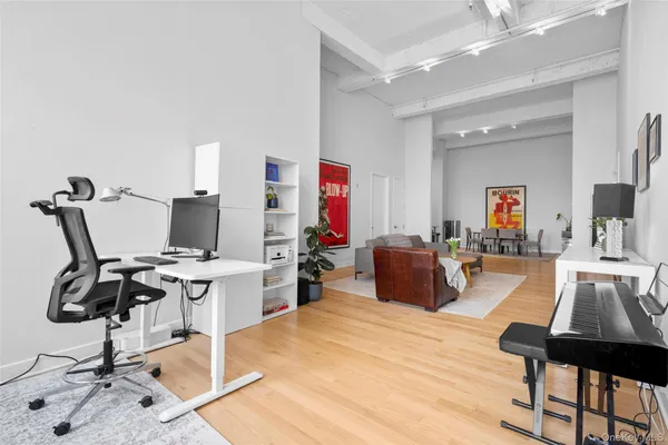 $575,000 | 25 Leroy Place, Unit 212, New Rochelle, NY 10805