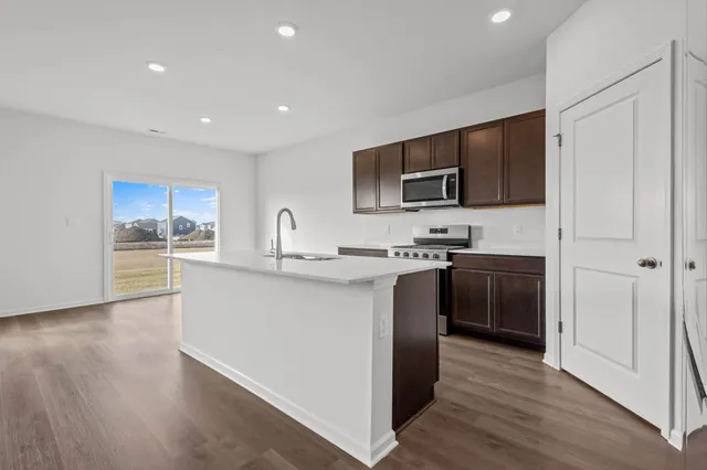 $459,990 | 505 Arbor Ridge Drive, Hampshire, IL 60140