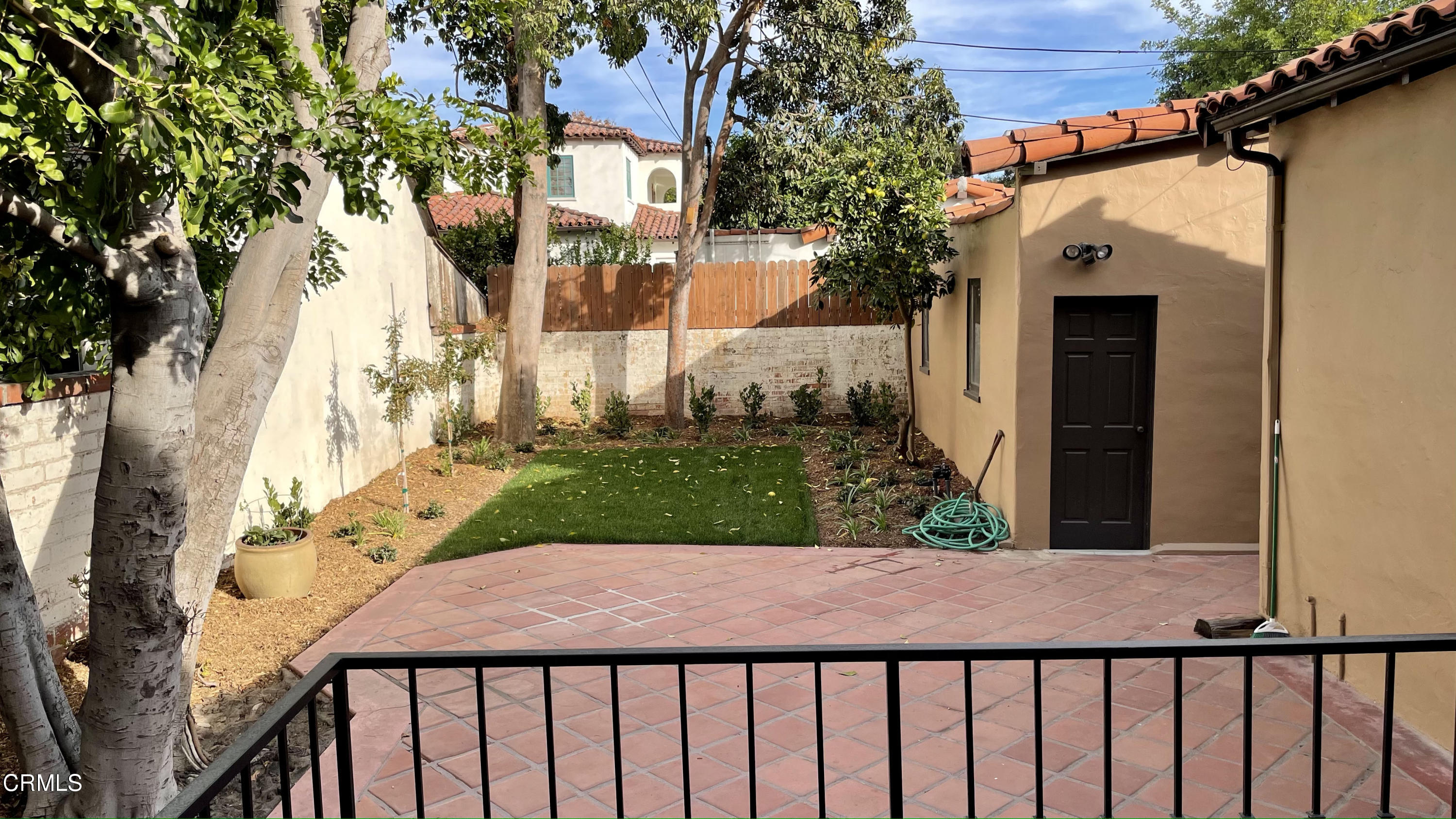1890 Twin Palms Drive San Marino, CA 91108 - Photo 6 of 7 yard1