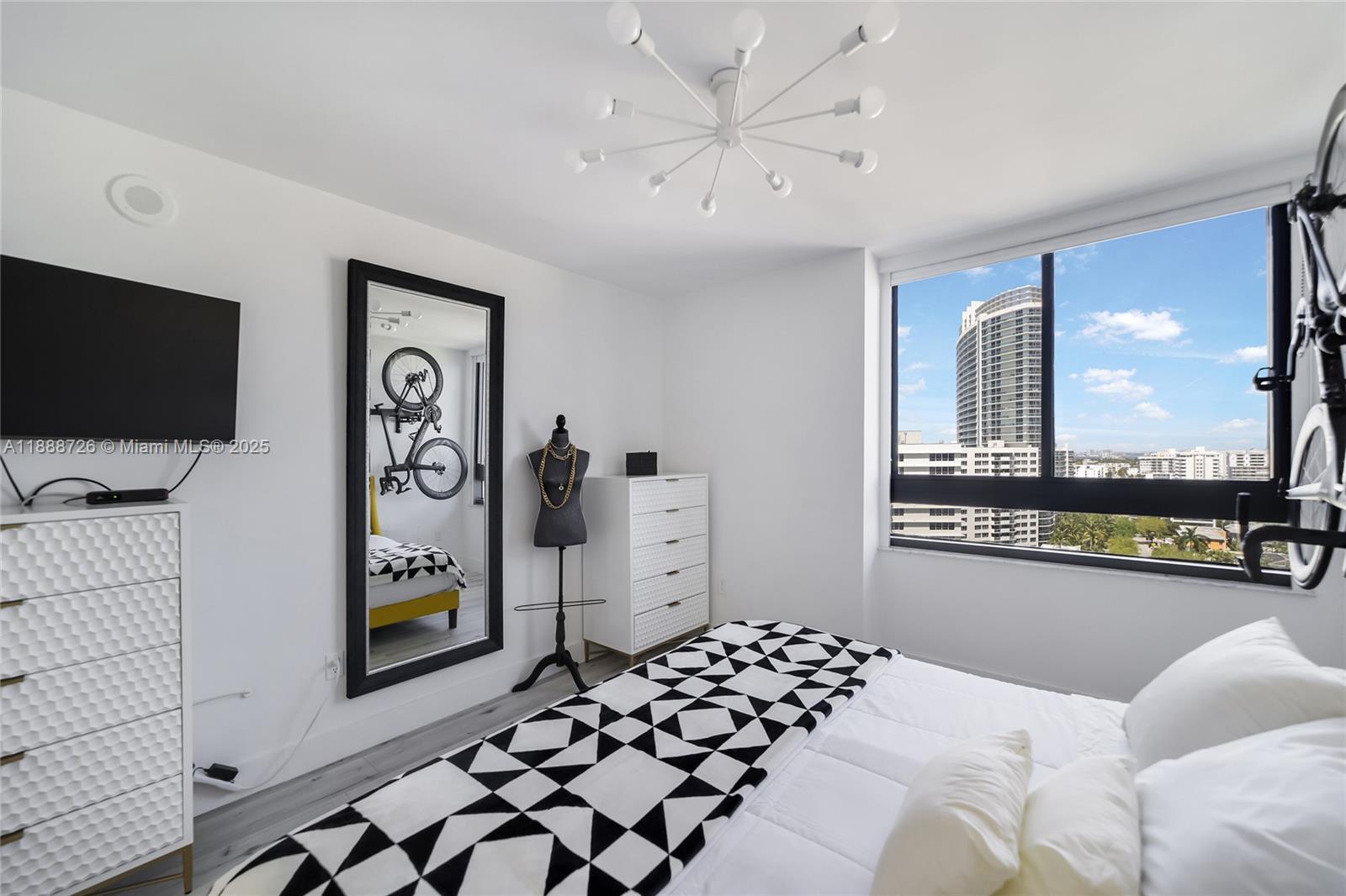 1330 West Avenue, Unit 1503 Miami Beach, FL 33139 - Photo 20 of 55