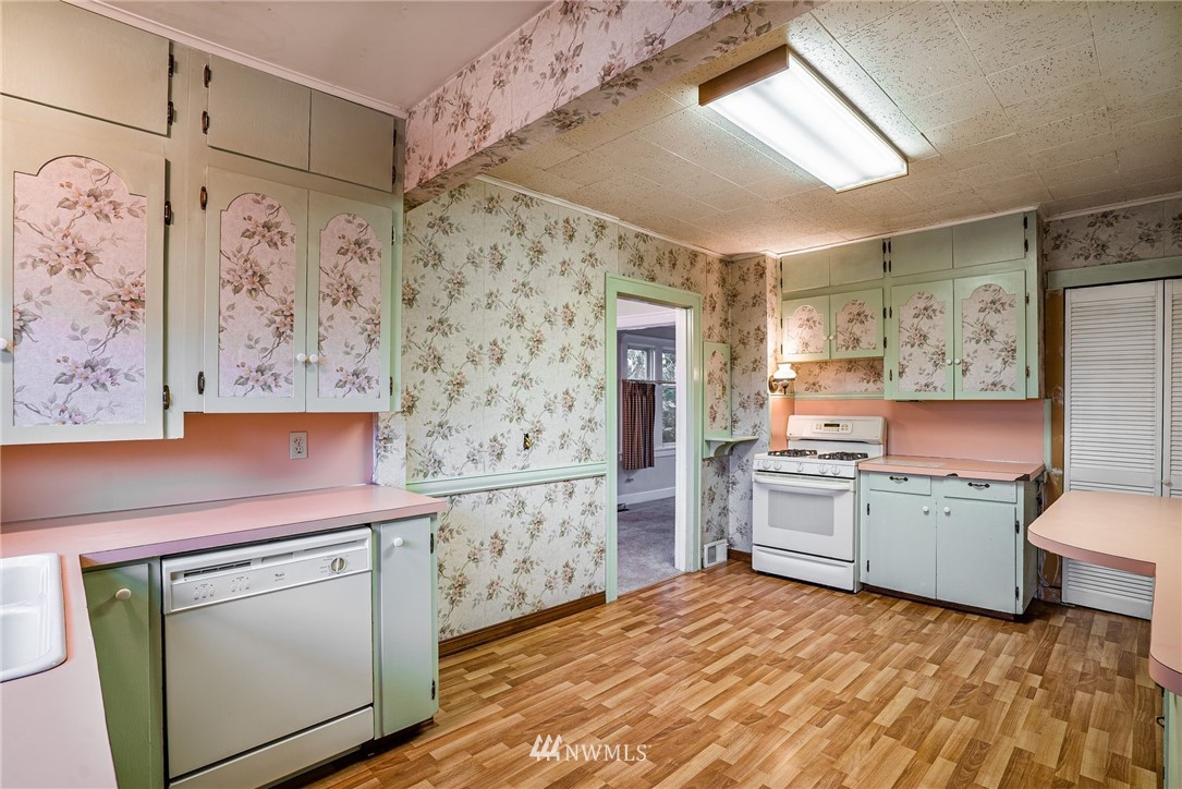 6505 Beverly Boulevard Everett, WA 98203 - Photo 7 of 22