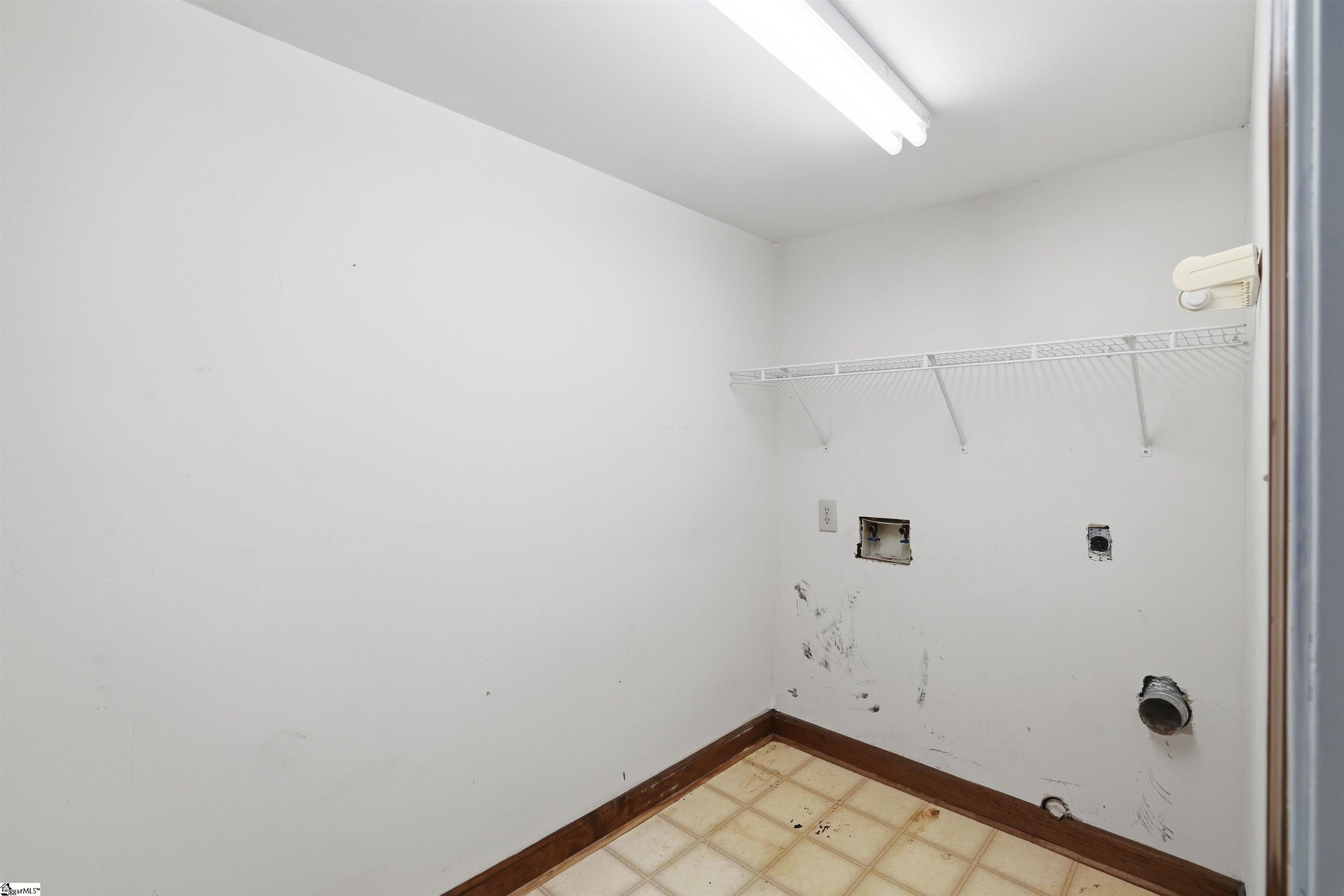 310 Hammett Road Greer, SC 29650 - Photo 33 of 43