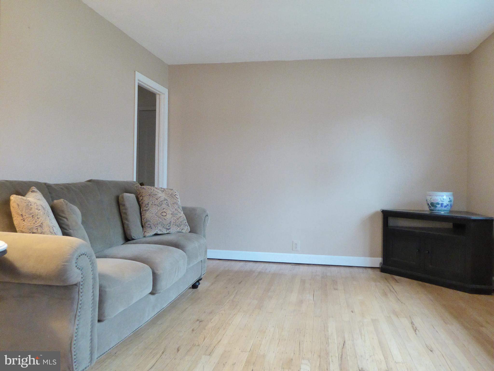 252 Clamer Road Ewing, NJ 08628 - Photo 7 of 21