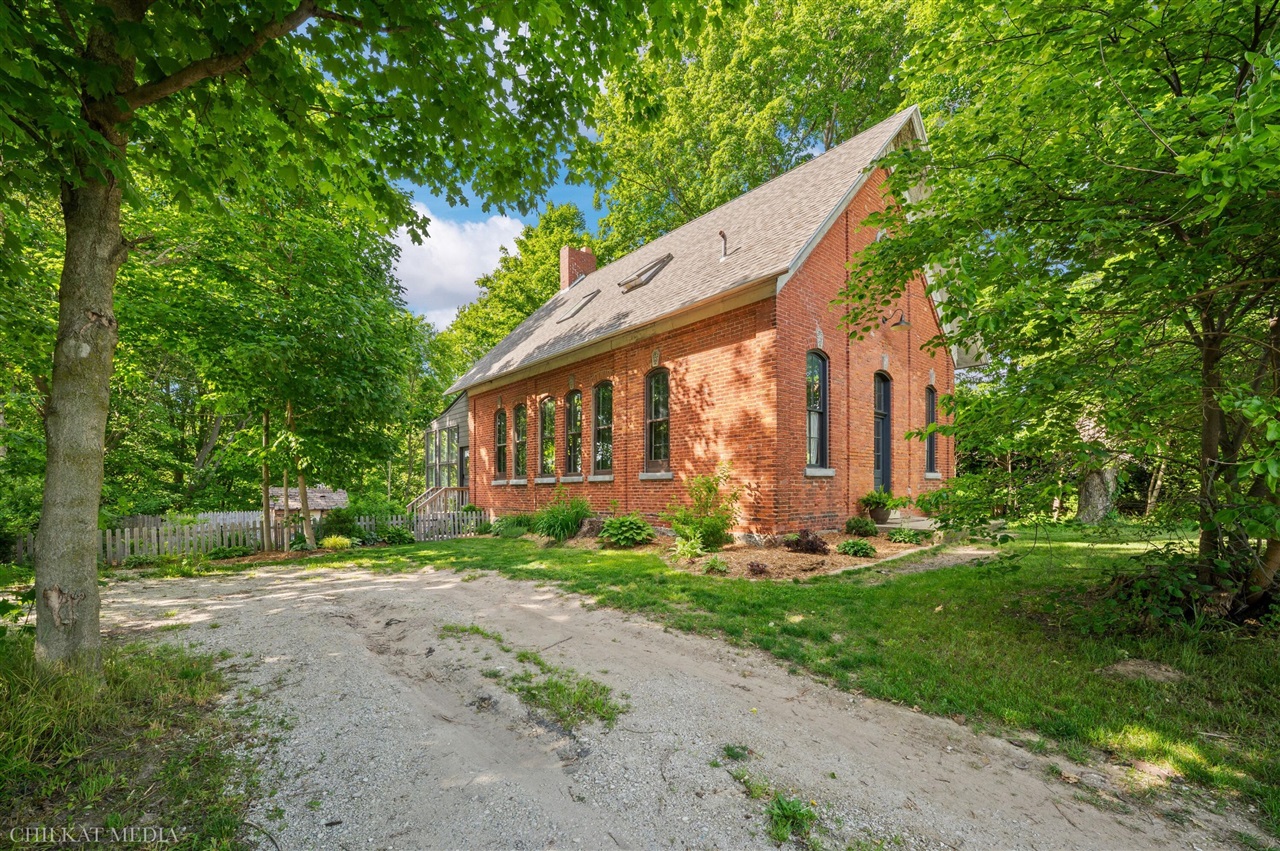 1055 Mt Tabor Road Baroda, MI 49101 - Photo 11 of 86