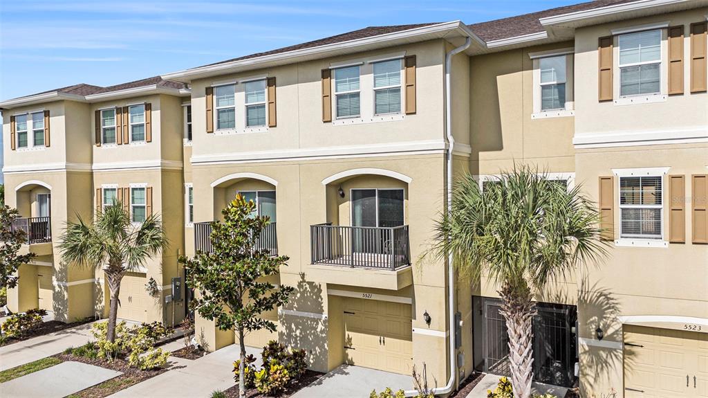 5521 Yellowfin Court New Port Richey, FL 34652 - Photo 3 of 37