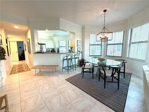 $3,300 | 2377 Ravenna Boulevard, Unit 101, Naples, FL 34109