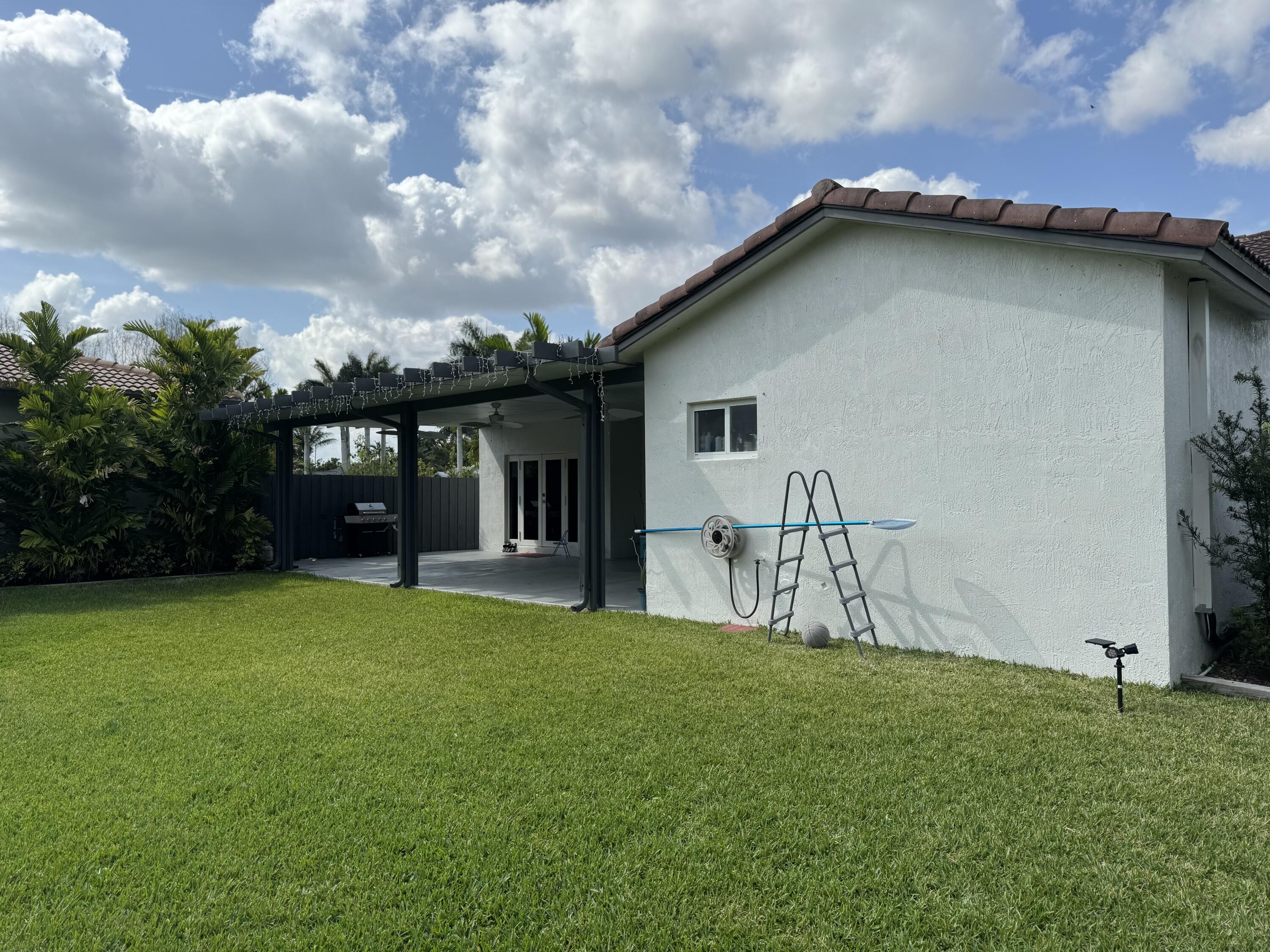 13066 Southwest 218th Terrace Miami, FL 33170 - Photo 25 of 27 IMG_7659 (1)