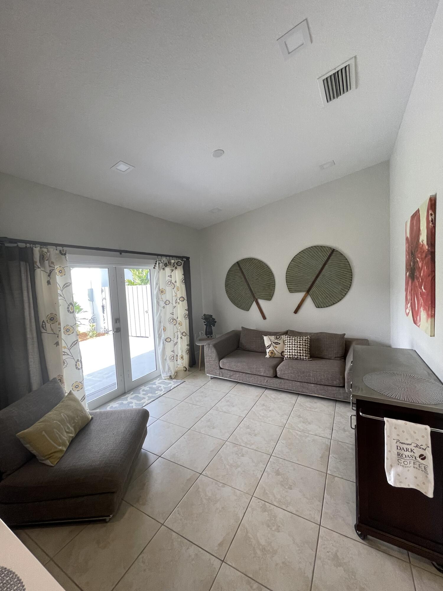 13066 Southwest 218th Terrace Miami, FL 33170 - Photo 7 of 27 IMG_0772