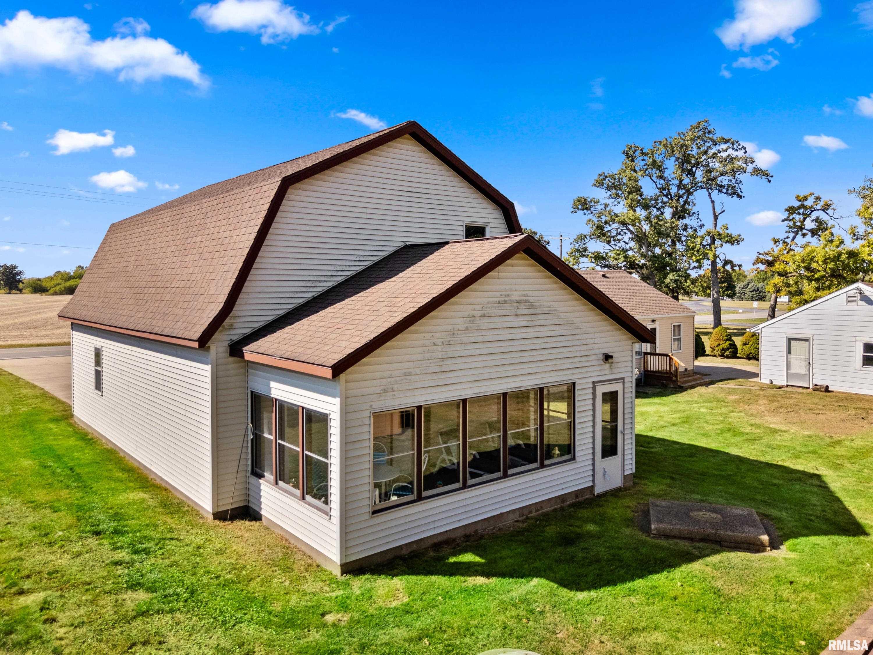 3301 Springfield Road East Peoria, IL 61611 - Photo 11 of 44 Gallery Image 11