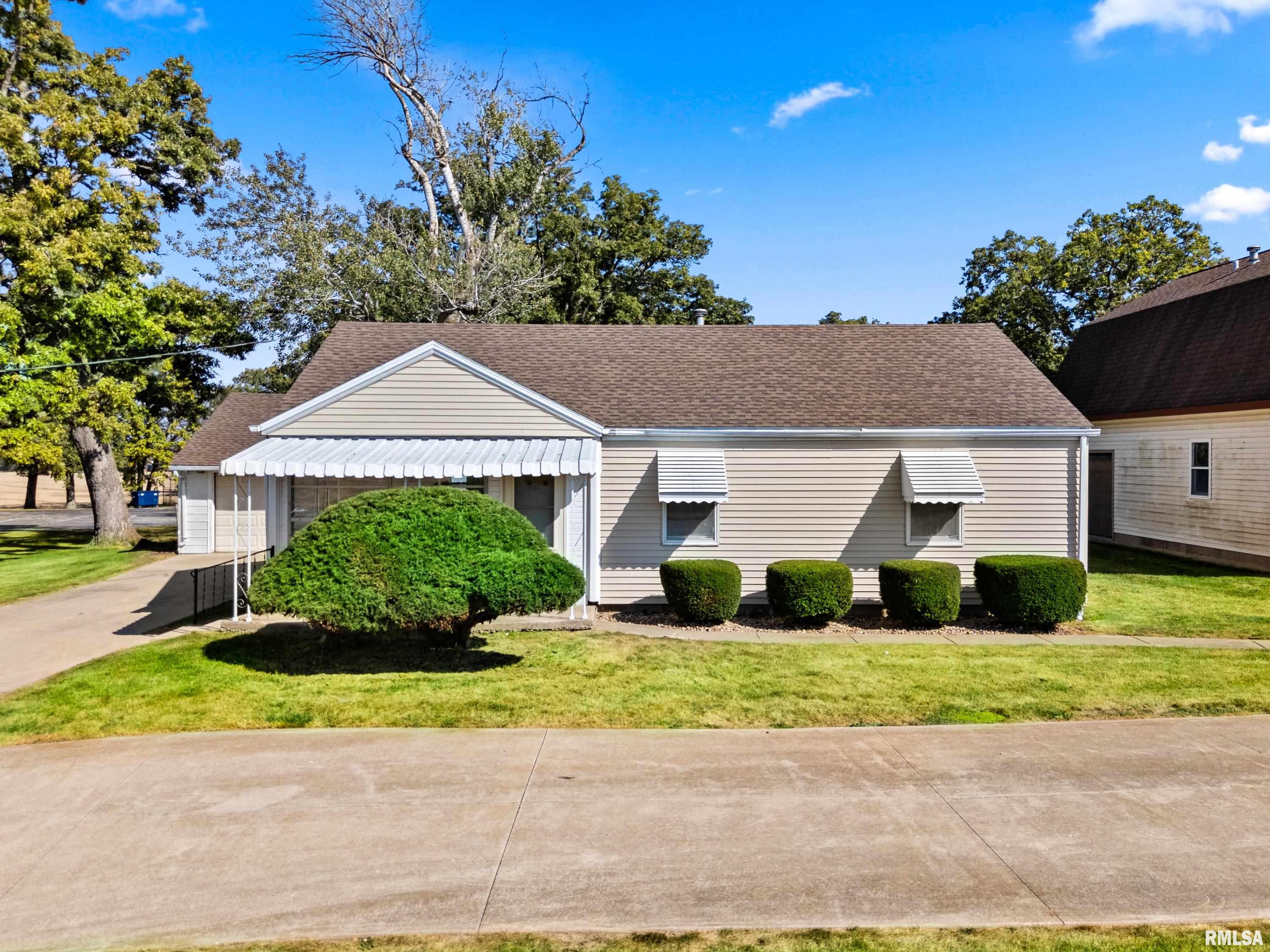 3301 Springfield Road East Peoria, IL 61611 - Photo 2 of 44 Gallery Image 2