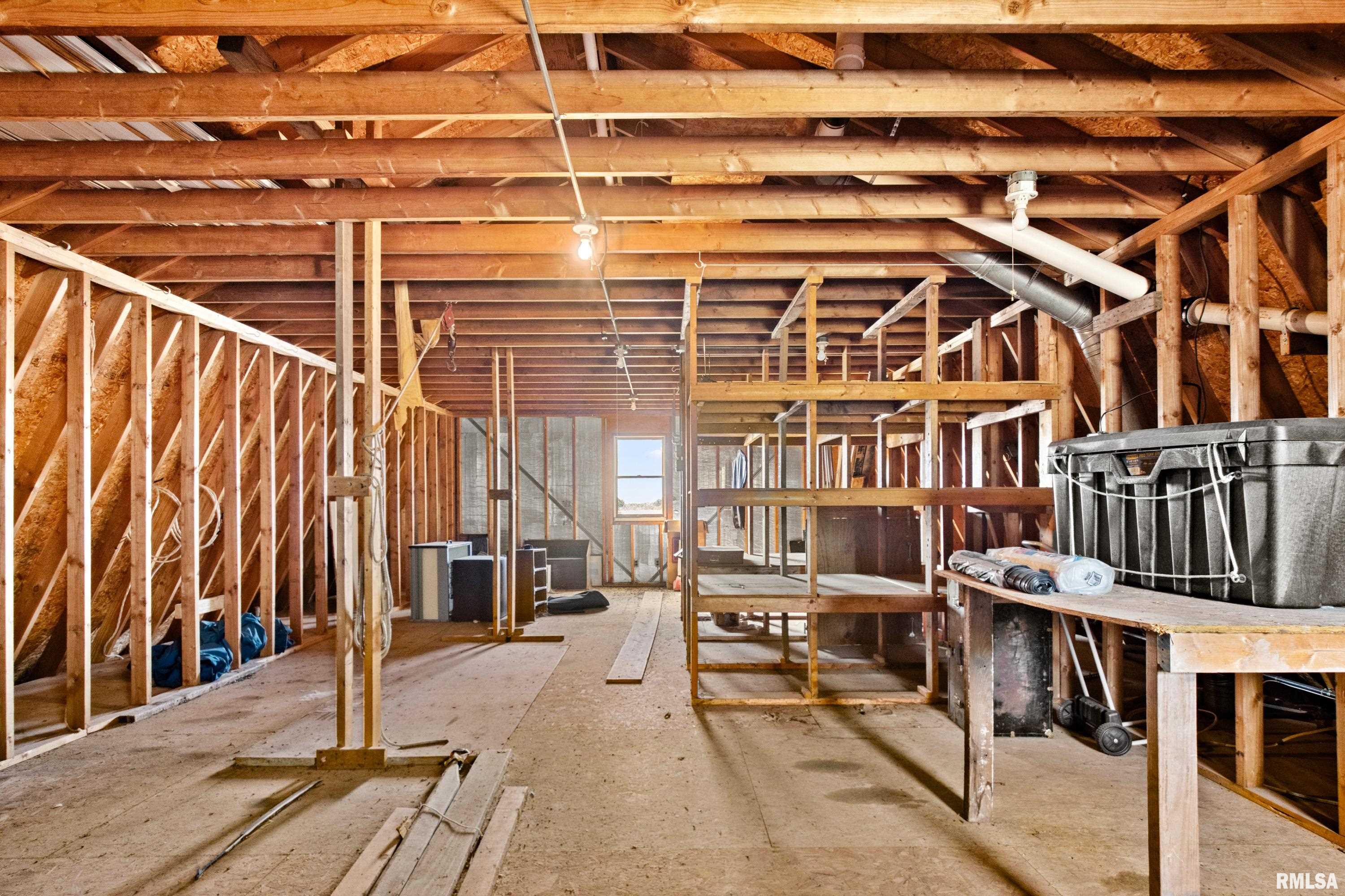 3301 Springfield Road East Peoria, IL 61611 - Photo 40 of 44 Gallery Image 40