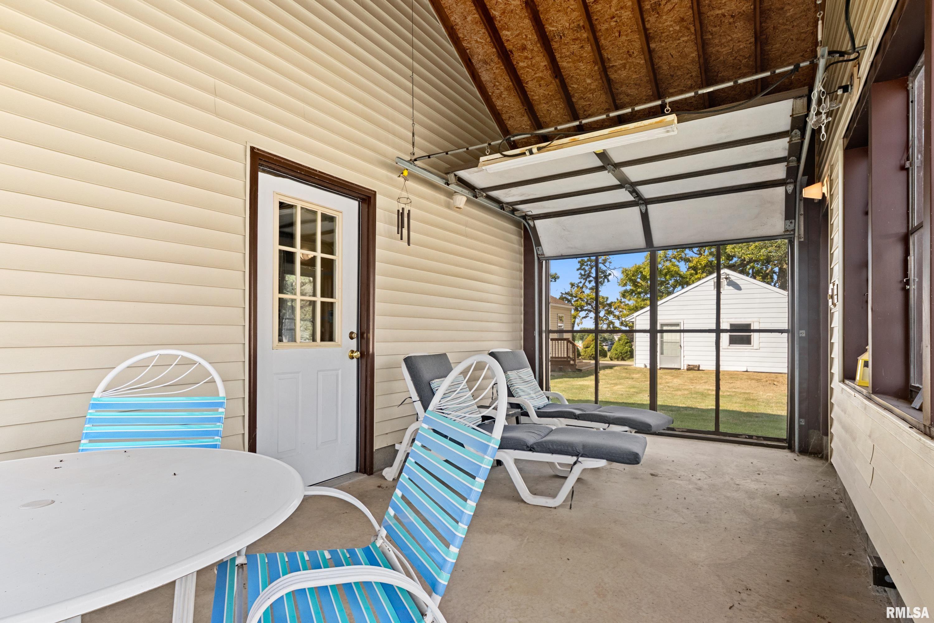 3301 Springfield Road East Peoria, IL 61611 - Photo 42 of 44 Gallery Image 42