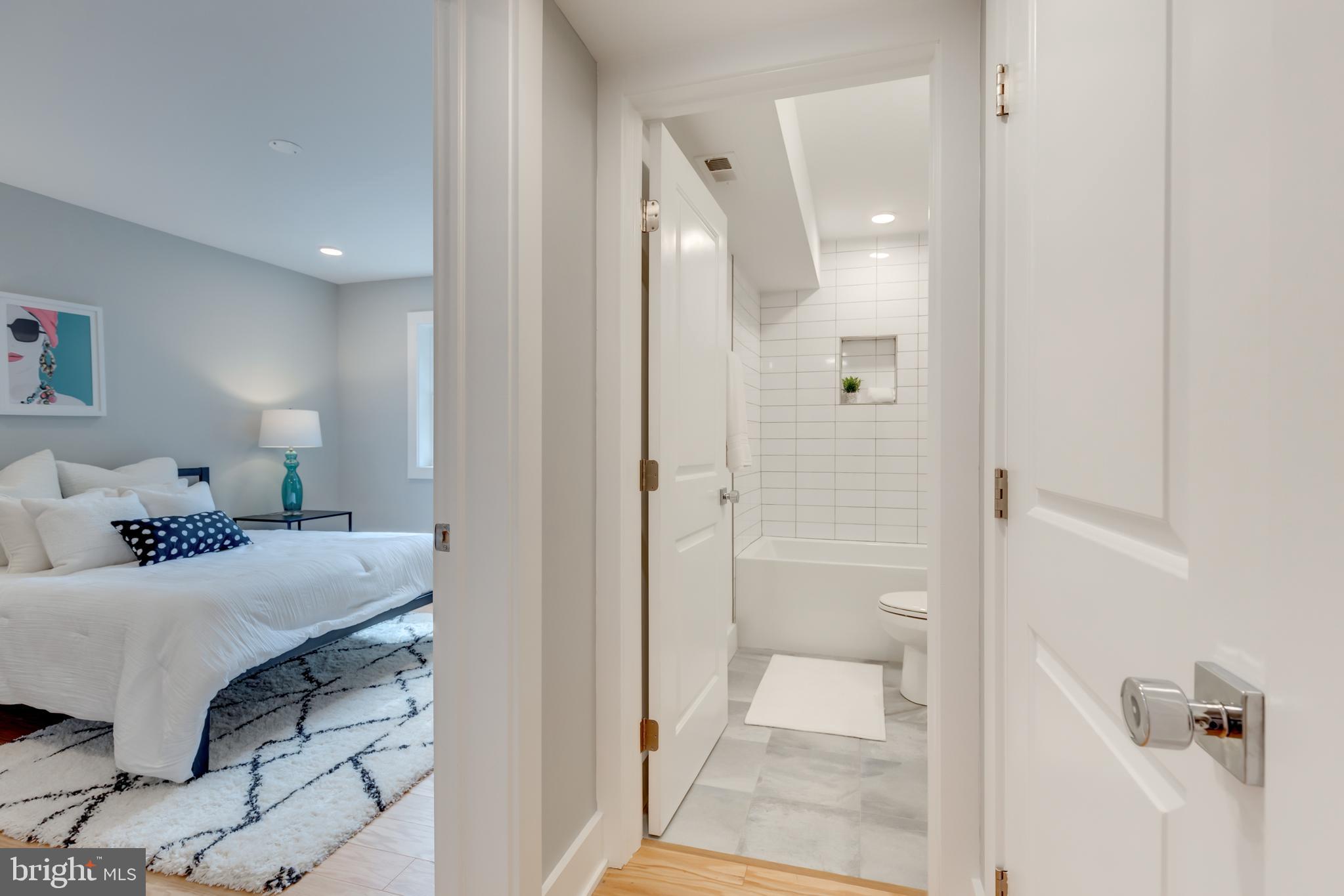 714 11th Street Northeast, Unit 302 Washington, DC 20002 - Photo 15 of 28