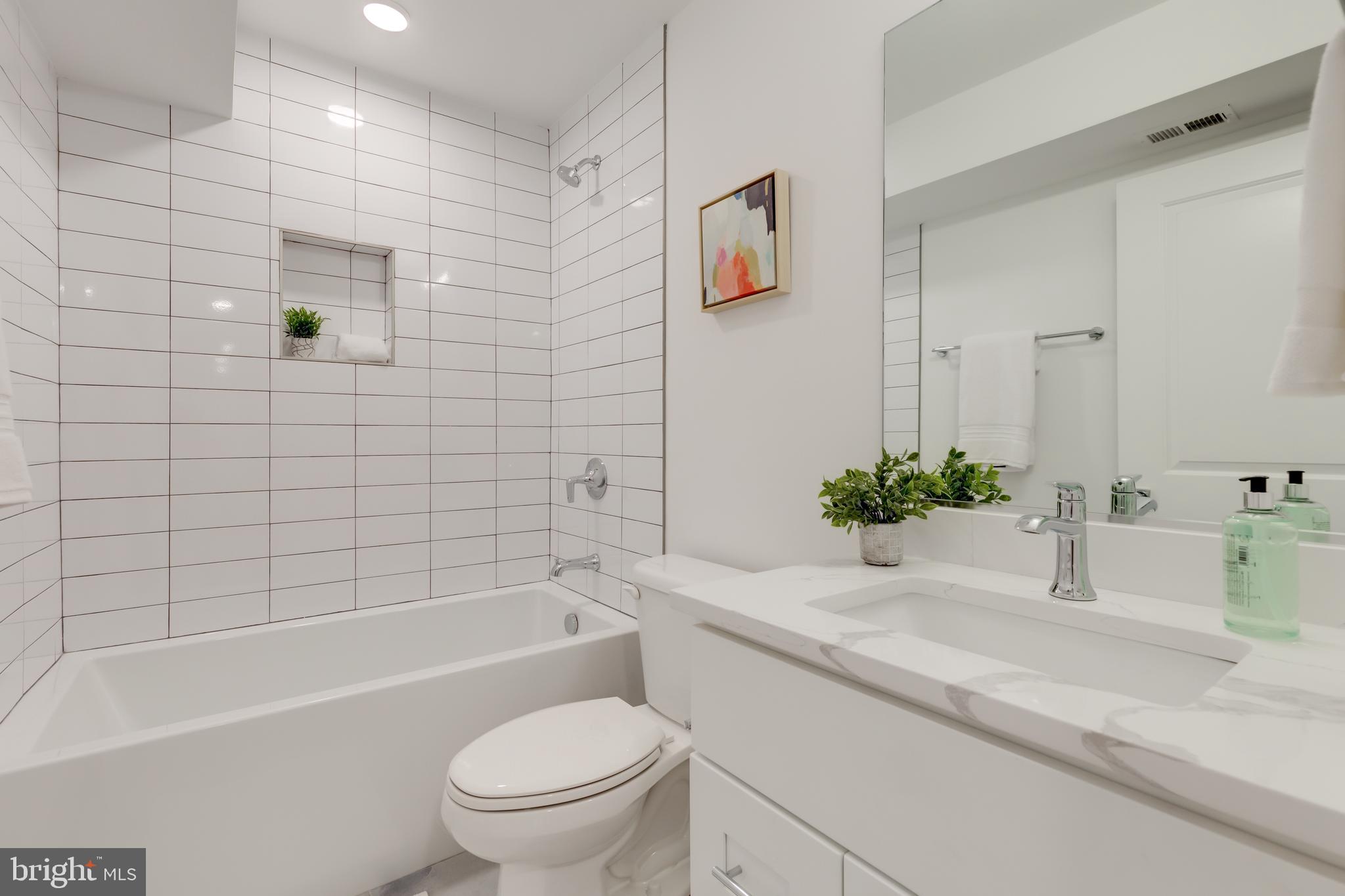 714 11th Street Northeast, Unit 302 Washington, DC 20002 - Photo 16 of 28