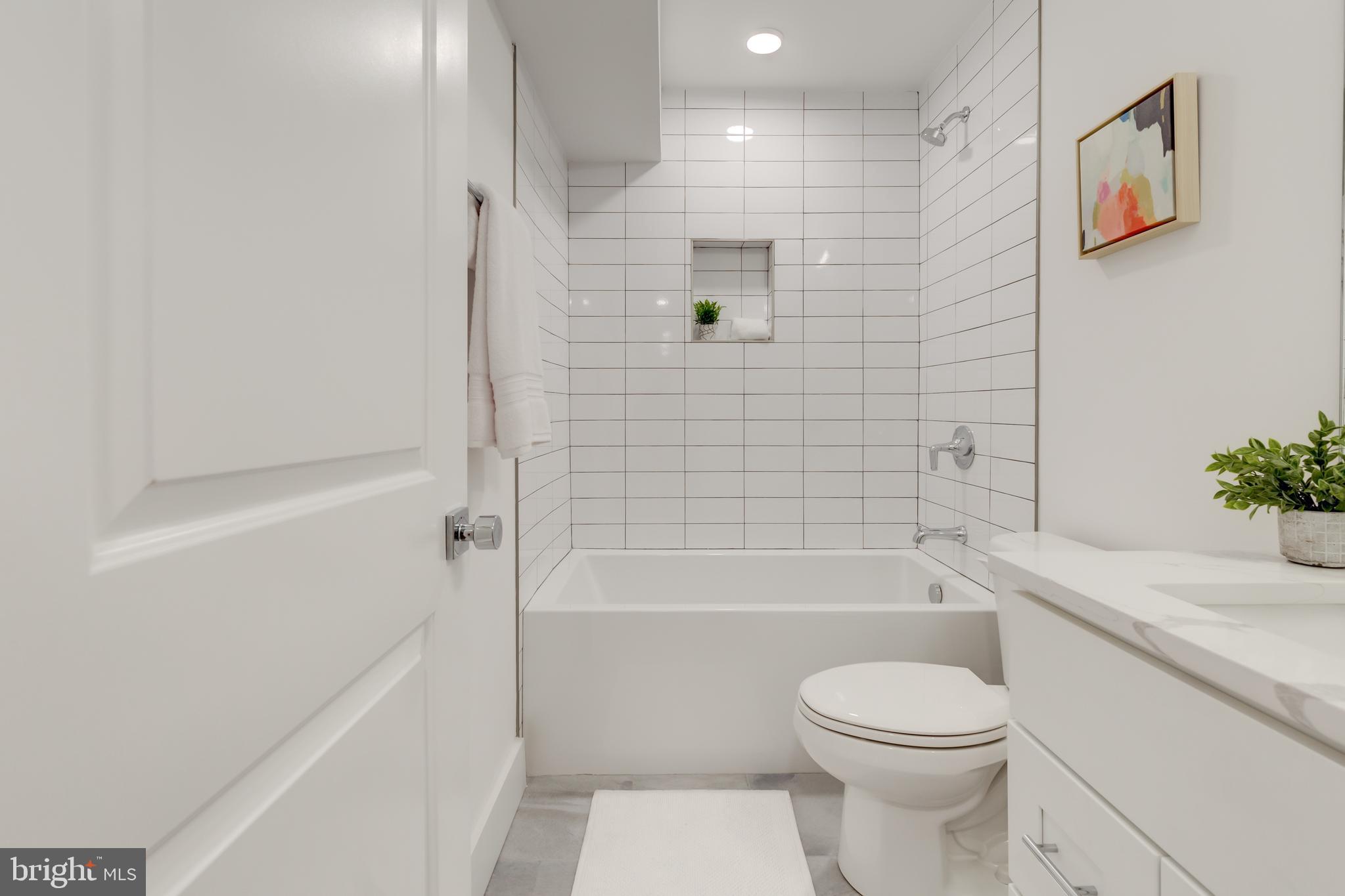 714 11th Street Northeast, Unit 302 Washington, DC 20002 - Photo 17 of 28