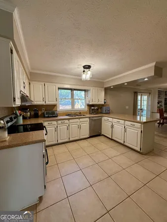 $305,900 | 127 Ashling Drive, LaGrange, GA 30240