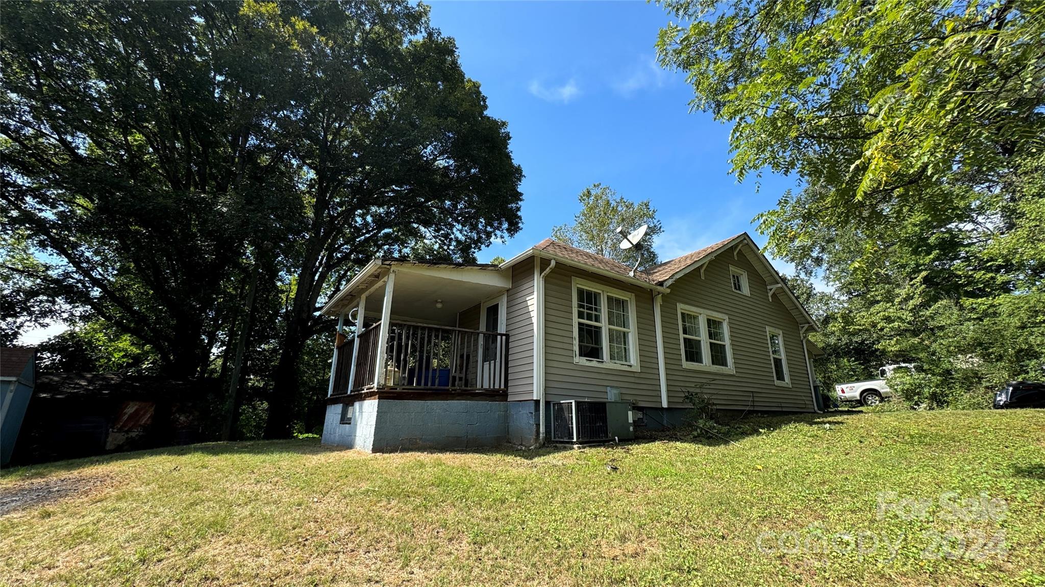 138 Jolly Road Old Fort, NC 28762 - Photo 5 of 26 Gallery Image 5