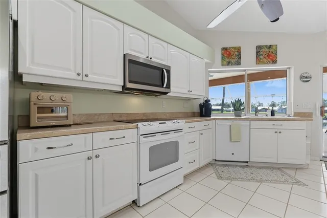 $3,950 | 1447 Gleneagles Drive, Venice, FL 34292