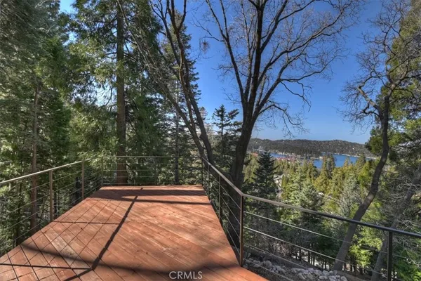 $625,000 | 495 Kuffel Canyon Road, Lake Arrowhead, CA 92352
