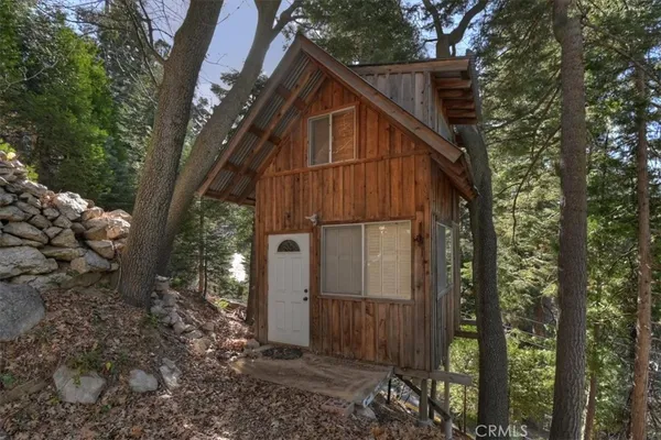 $625,000 | 495 Kuffel Canyon Road, Lake Arrowhead, CA 92352