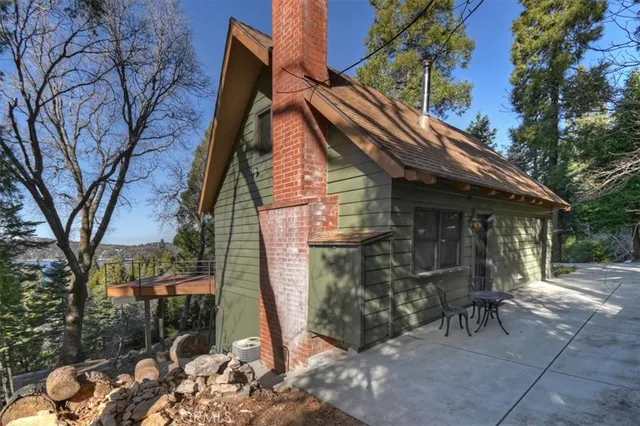 $635,000 | 495 Kuffel Canyon Road, Lake Arrowhead, CA 92352