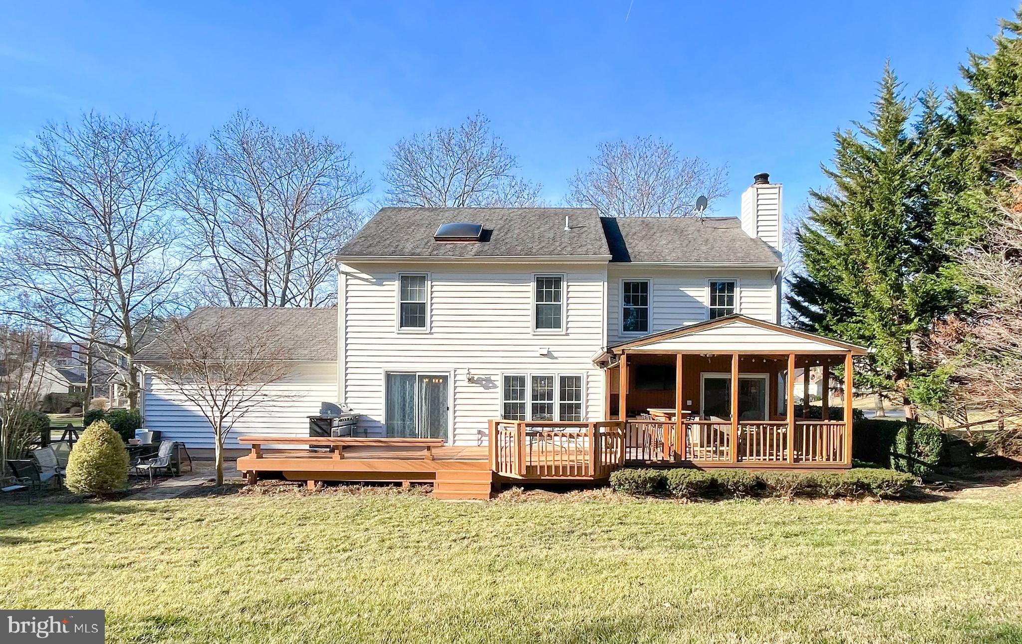 20521 Beaver Ridge Road Montgomery Village, MD 20886 - Photo 3 of 34 Gallery Image 3